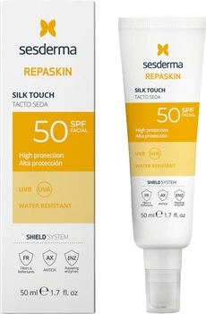 Солнцезащитное средство с высокой степенью защиты Sesderma Repaskin Facial Spf50 Silk Touch