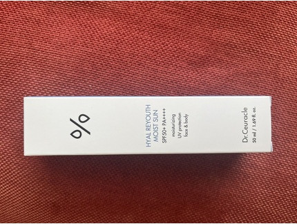 Солнцезащитный крем Dr Ceuracle Hyaluronic Re-Youth Moist Sun