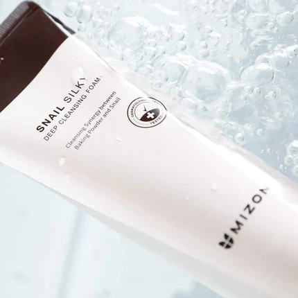 Очищающая пенка Mizon Snail Silky Deep Cleansing Foam с частицами пищевой соды