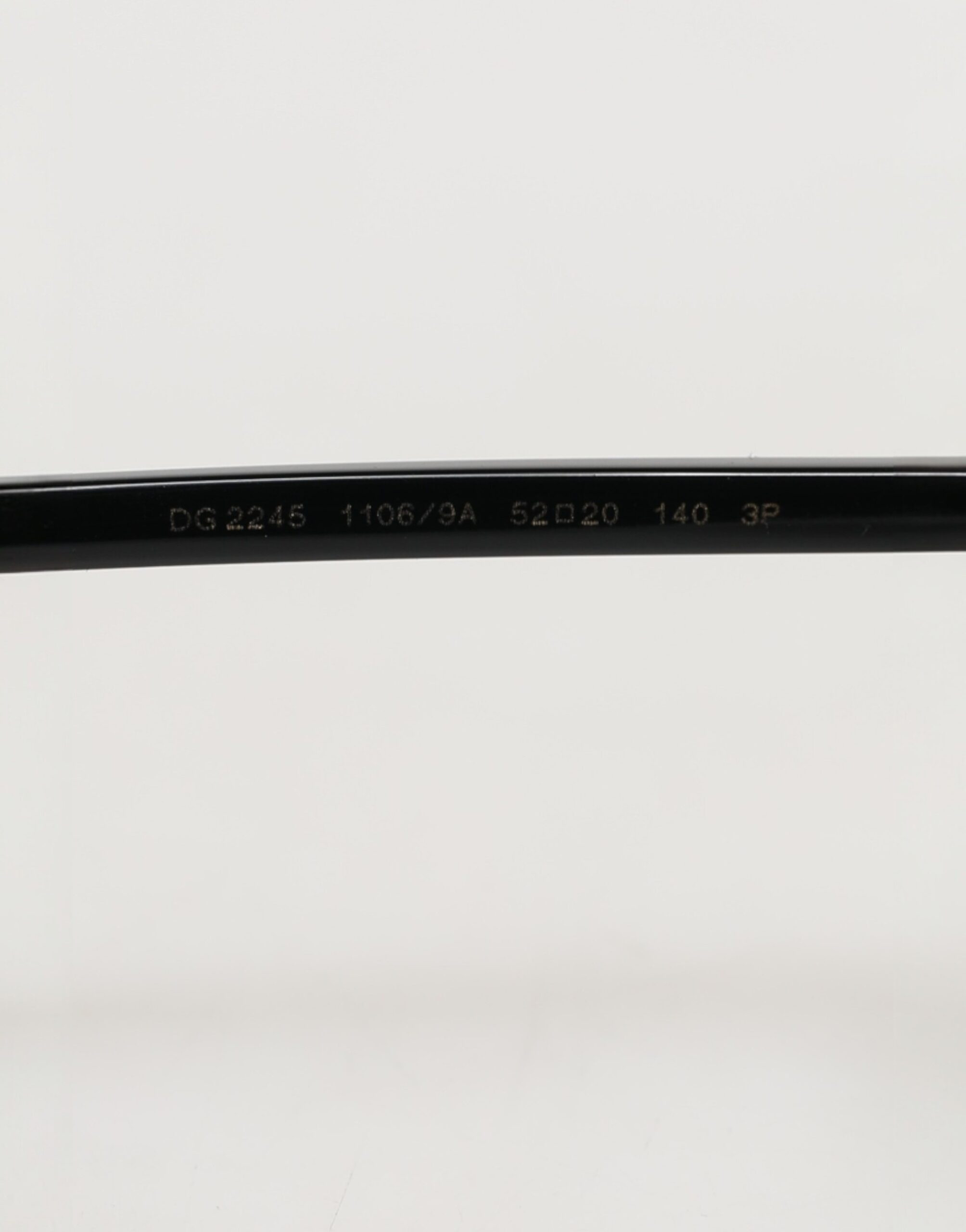 Солнечные очки Dolce & Gabbana DG2245