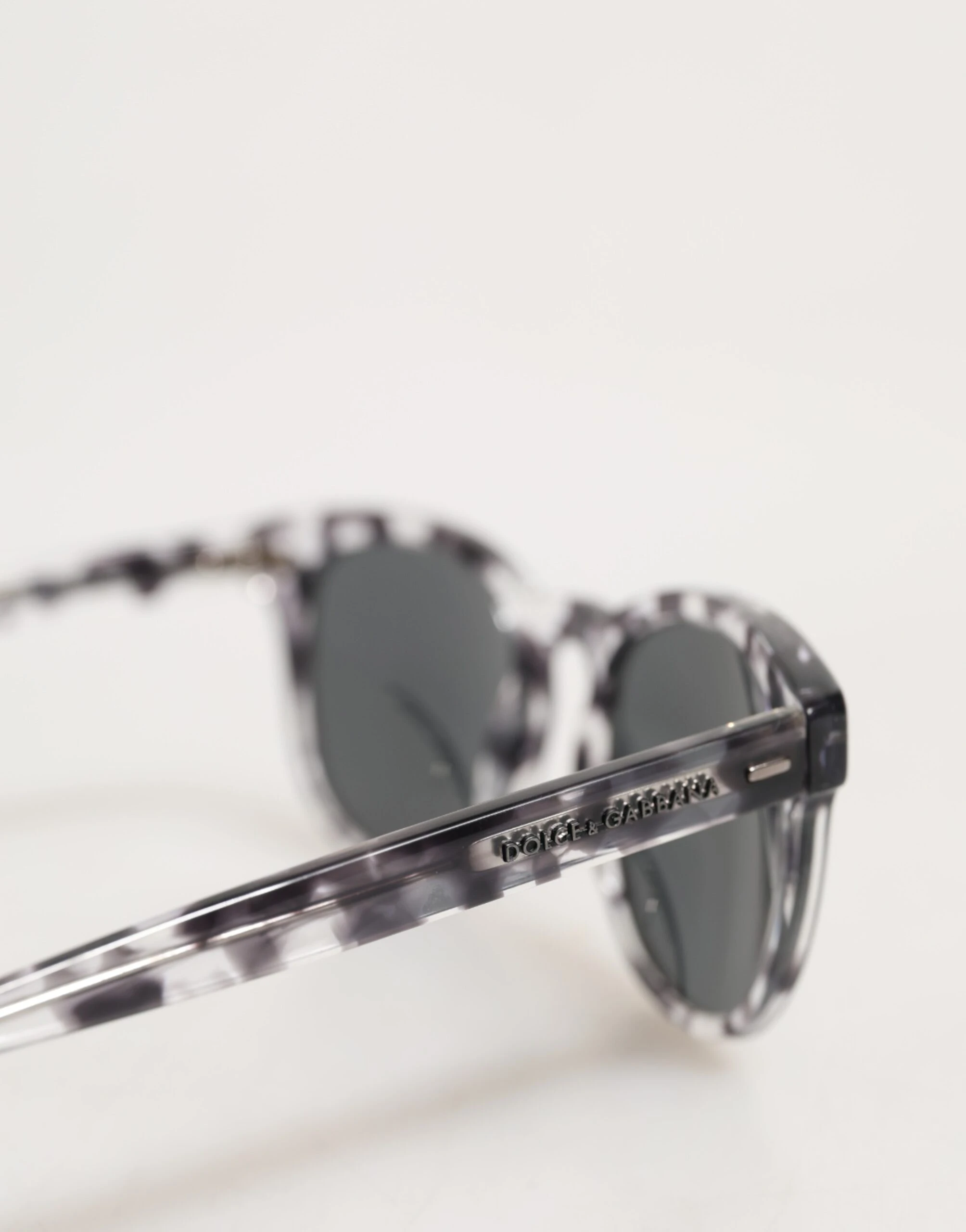 Солнцезащитные очки Dolce & Gabbana DG4254