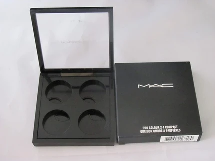 Палетка теней для век MAC Cosmetics Pro Palette