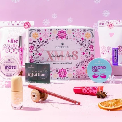 Адвент-календарь Essence Xmas Treasure Box DIY от Essence