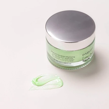 Увлажняющее средство Symbiosis London CBD Retinoids Advanced Cannabidiol Осветляющий и Отбеливающий Дуэт