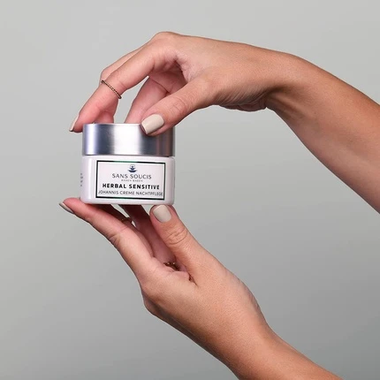 Дневной крем для лица Sans Soucis Herbal Sensitive Johannis Cream