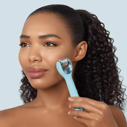 Микроигольчатый роллер Geske Smartappguided Microneedle Face Roller 9 in 1 Electric Derma Roller
