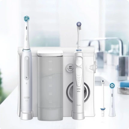 Комплект ирригатор + электрическая зубная щетка Oral-B