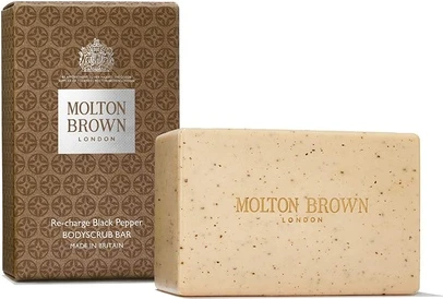 Твердое мыло-скраб для тела Molton Brown Re-charge Black Pepper