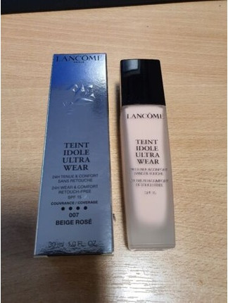 Тональная основа Lancome Teint Idole Ultra Wear