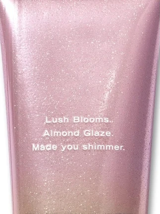 Лосьон для тела Victoria's Secret Velvet Petals