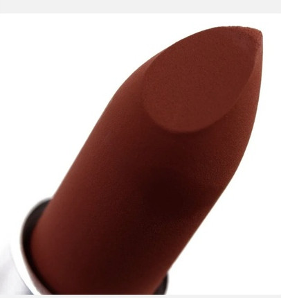 Помада MAC Cosmetics Powder Kiss