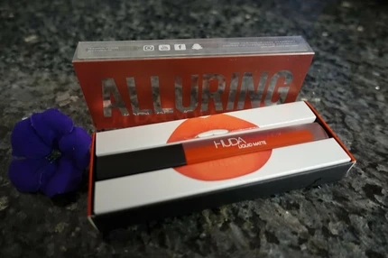 Жидкая помада Huda Beauty