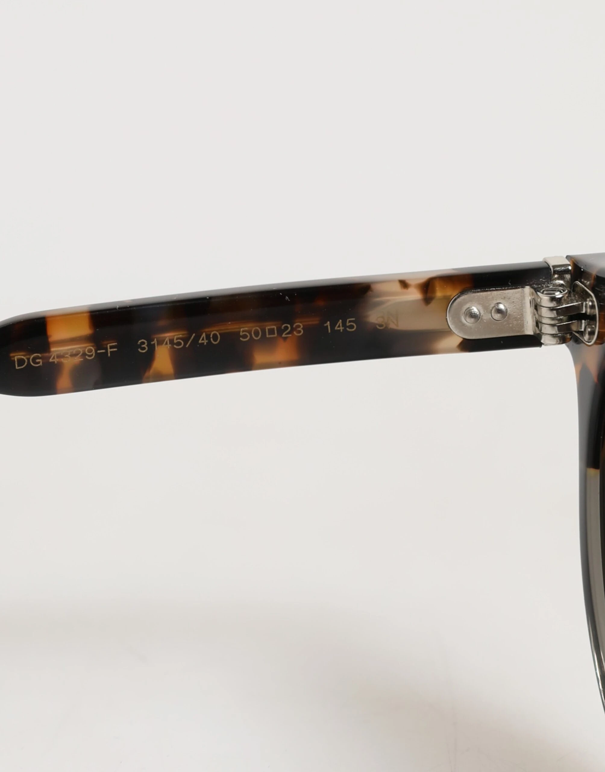 Солнцезащитные очки Dolce & Gabbana DG4334B