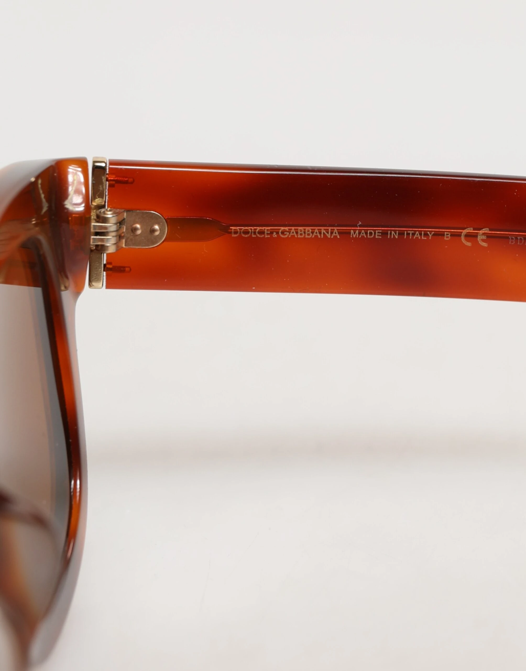 Солнцезащитные очки Dolce & Gabbana DG4391