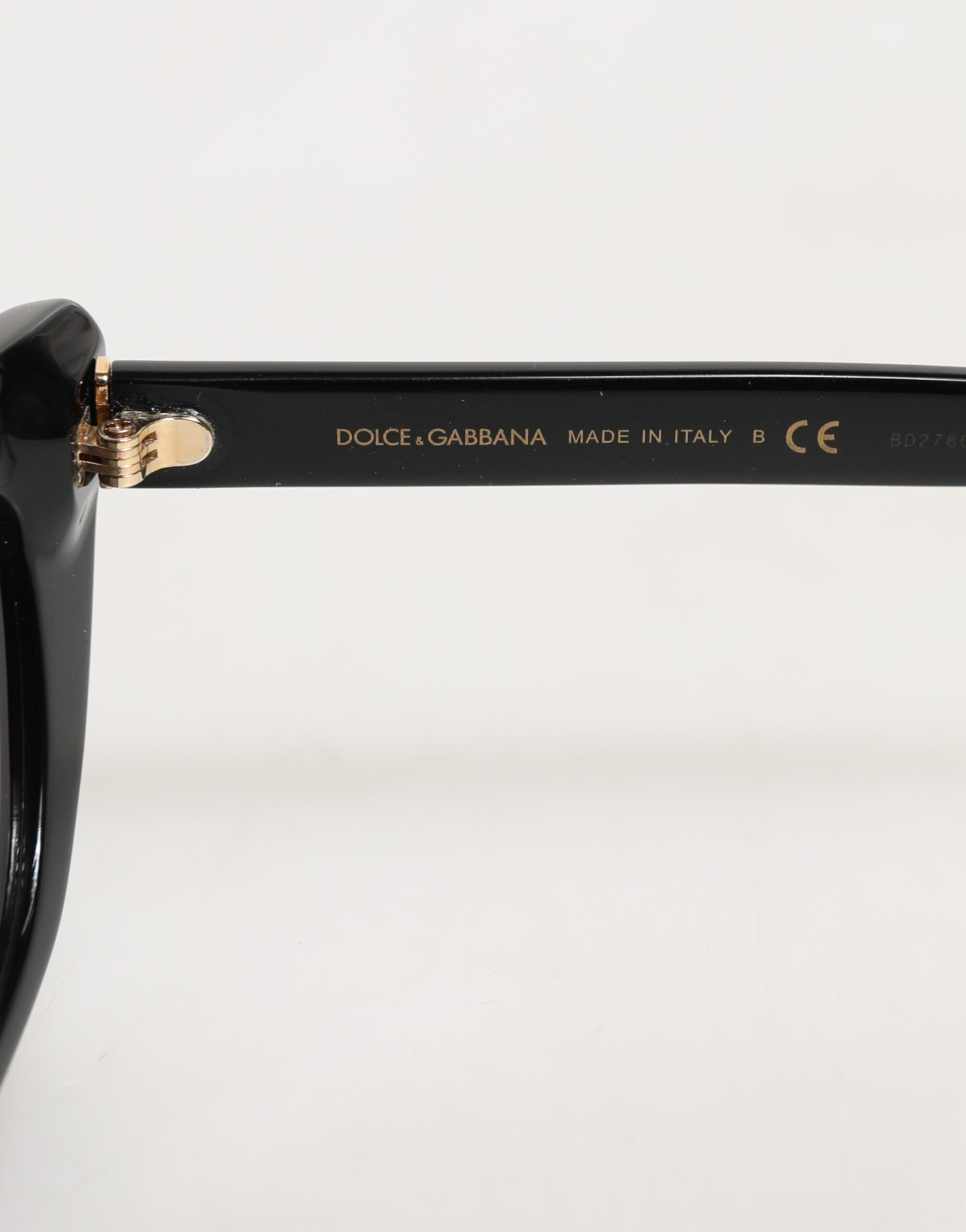 Солнцезащитные очки Dolce & Gabbana Black Re-Edition