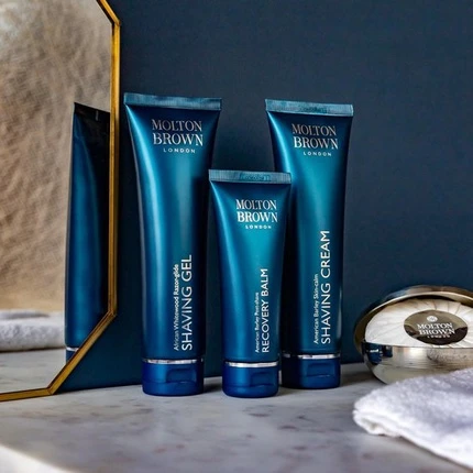 Пена для бритья Molton Brown Men Care Skin-Calm