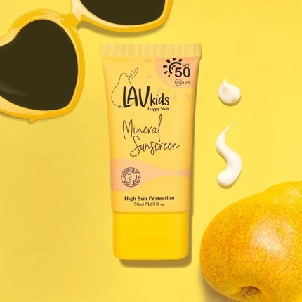 Увлажняющее Масло для Губ Lav Kids Sun Ready Set Солнцезащитный Крем SPF 50 от L'Occitane