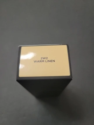 Тональная основа Laura Mercier Flawless Weightless Perfecting Foundation