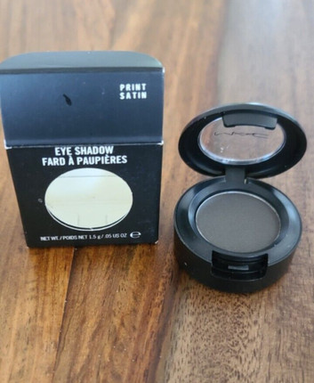 Тени для век MAC Cosmetics