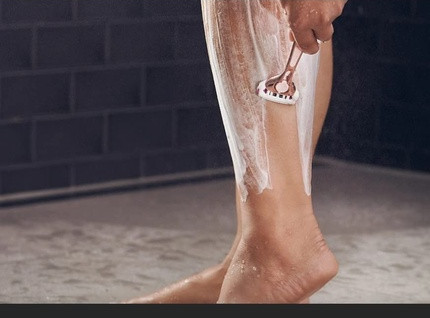 Ручка для бритья и лезвия Wilkinson Sword Quattro For Women Premium Metal