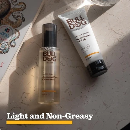 Увлажняющий крем Bulldog Skincare Anytime Ежедневный увлажняющий крем с SPF 50