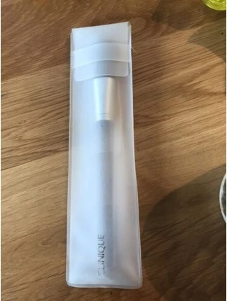 Кисть для румян Clinique
