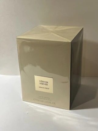 Туалетная вода Emporio Armani Prive Vétiver d'Hiver