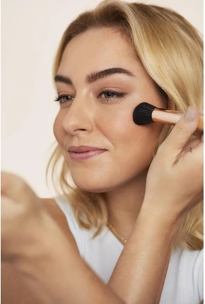 Румяна Jane Iredale Whisper