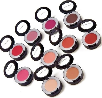 Пудовые тени для век MAC Cosmetics