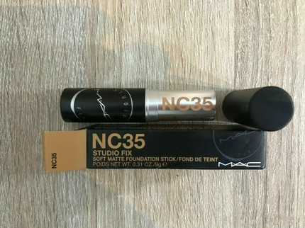 Тональная основа-стик MAC Cosmetics Studio Fix Soft Matte Foundation Stick NC35