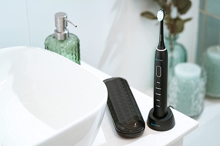 Электрическая зубная щетка Oromed ORO-BRUSH BLACK