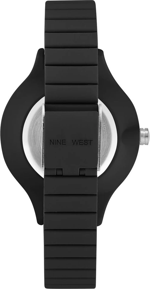 Черные пластиковые часы Nine West