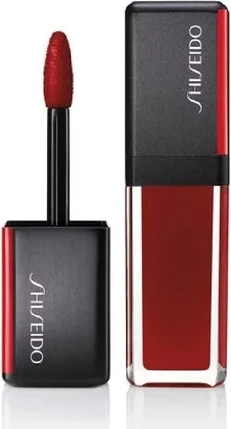 Лаковая помада-чернила с глянцевым финишем Shiseido