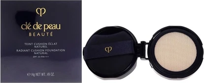 Тональная основа Natural O30 Medium Ocher запасной блок Cle De Peau Beaute