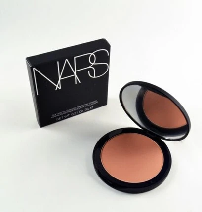 Пудра Nars Soft Matte Advanced Perfecting Powder