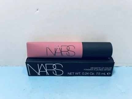Губная помада Nars Air Matte Lip Color