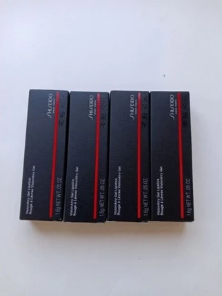 Губная помада Shiseido Visionairy Gel Lipstick