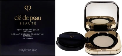 Тональная основа-кушон «Radiant Cushion Foundation» в оттенке Beige от Cle De Peau Beaute