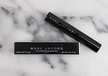 Тушь для ресниц Marc Jacobs Velvet Noir Major Volume