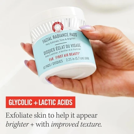 Тоники First Aid Beauty Facial Radiance Exfoliating Pads