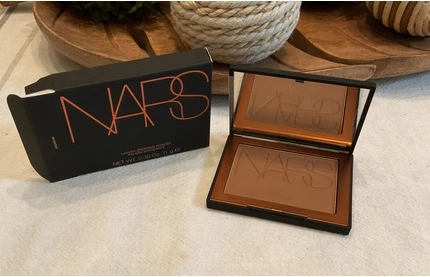 Бронзирующая пудра Nars Laguna