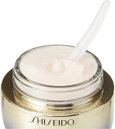 Крем Shiseido Vital Perfection Uplifting & Firming