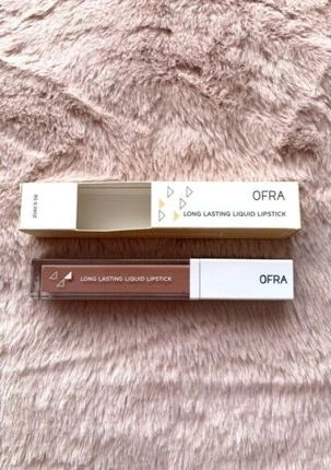 Стойкая жидкая помада Ofra Cosmetics