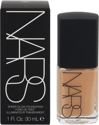 Тональная основа Sheer Glow Nars