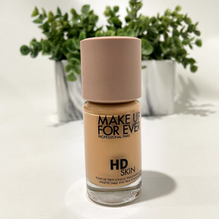 Тональная основа Make Up For Ever HD Skin Undetectable Longwear