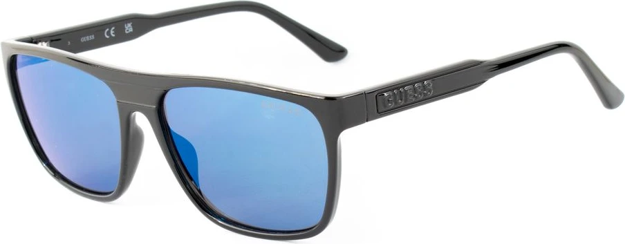 Солнцезащитные очки Black Resin GUESS