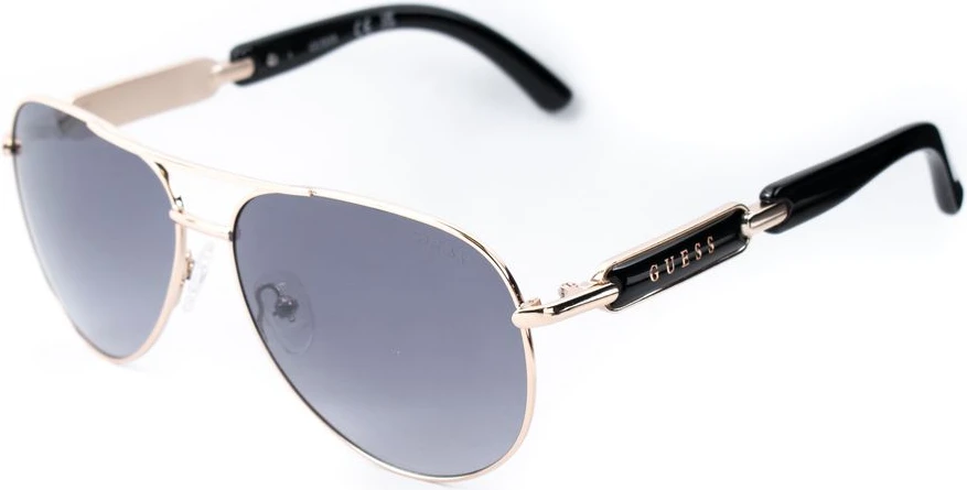 Солнцезащитные очки GUESS