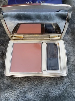 Румяна для скульптурирования Estee Lauder