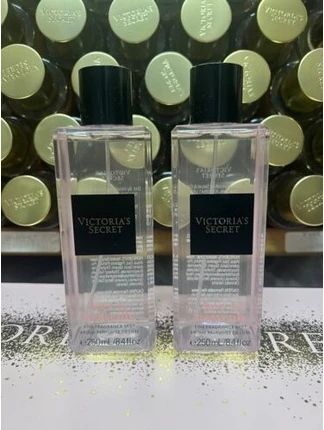 Victoria's Secret Love Is Heavenly Ароматический спрей
