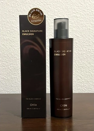 Ottie Black Snail Signature Emulsion